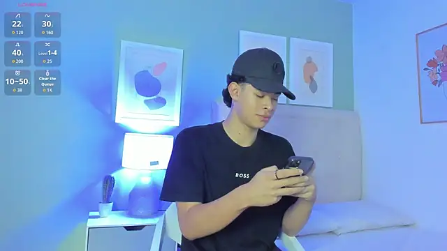 ApoloRicci online show from February 6, 2026, 7:32 pm