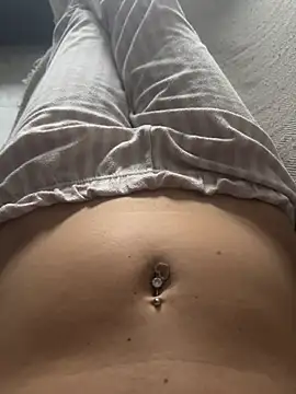 Snapshot of Rubia_divina7 chatting on February 8, 2026, 5:32 pm Rubia divina7 online show from February 8, 2026, 5:32 pm