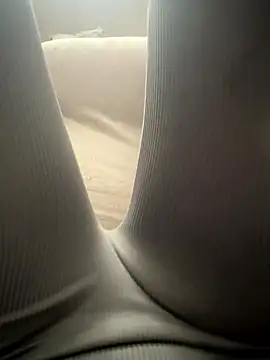 Snapshot of Rubia_divina7 chatting on January 15, 2026, 11:02 am Rubia divina7 online show from January 15, 2026, 11:02 am