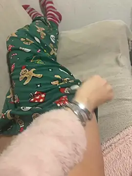 Snapshot of Rubia_divina7 chatting on February 6, 2026, 9:44 pm Rubia divina7 online show from February 6, 2026, 9:44 pm