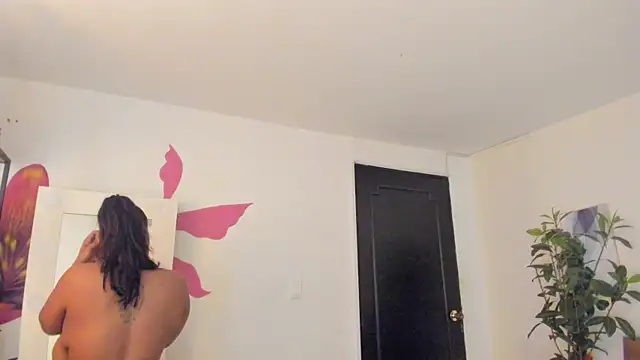 YariRose online show from March 2, 2026, 2:24 pm