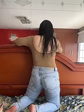 Selena Roa online show from February 27, 2026, 4:40 pm