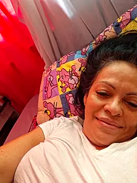 viviana-sexi online show from April 4, 2026, 1:39 pm