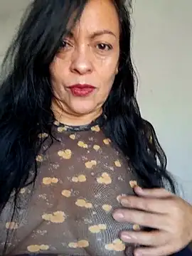 Snapshot of viviana-sexi chatting on April 22, 2026, 3:30 pm viviana-sexi online show from April 22, 2026, 3:30 pm