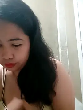 Creamy Pussycat28 online show from November 21, 2025, 9:36 pm