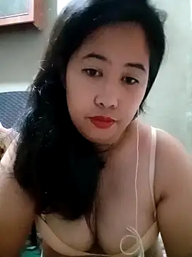 Creamy Pussycat28 online show from November 30, 2025, 9:15 pm