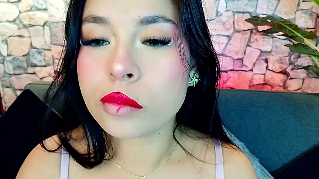 Snapshot of mia_roux1 chatting on November 12, 2025, 6:56 pm mia roux1 online show from November 12, 2025, 6:56 pm