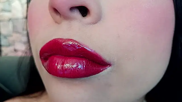 Snapshot of mia_roux1 chatting on November 27, 2025, 8:20 pm mia roux1 online show from November 27, 2025, 8:20 pm