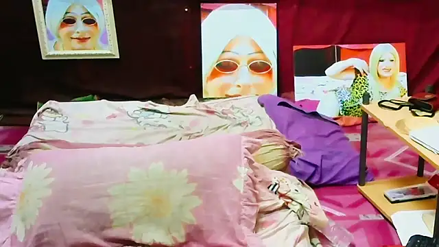 horni4luv online show from April 11, 2026, 11:08 pm