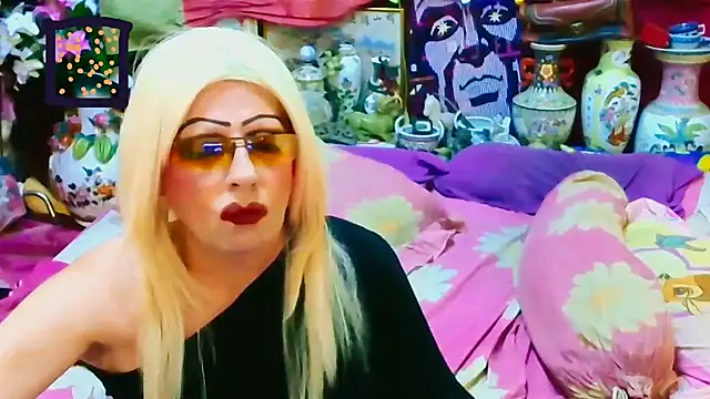 Snapshot of horni4luv chatting on December 2, 2025, 11:28 pm horni4luv online show from December 2, 2025, 11:28 pm