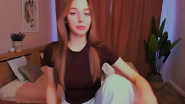 Snapshot of sassy_cutie chatting on February 27, 2026, 3:23 pm sassy cutie online show from February 27, 2026, 3:23 pm