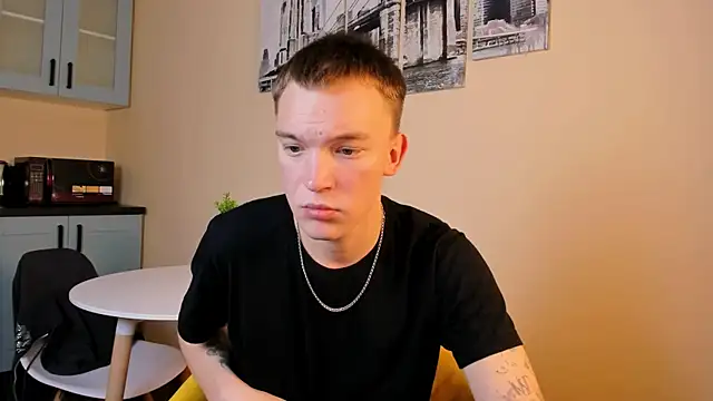 Snapshot of Derek_Banville chatting on November 9, 2025, 8:13 pm Derek Banville online show from November 9, 2025, 8:13 pm