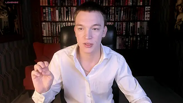 Snapshot of Derek_Banville chatting on November 14, 2025, 8:12 pm Derek Banville online show from November 14, 2025, 8:12 pm