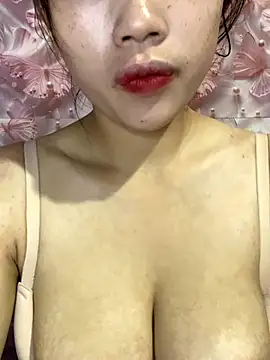 Snapshot of kitty-20x chatting on November 15, 2025, 10:41 am kitty-20x online show from November 15, 2025, 10:41 am