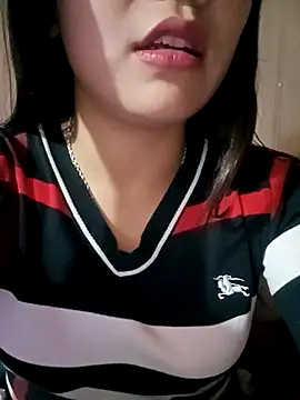 Snapshot of -Lanaa- chatting on November 4, 2025, 7:34 am -Lanaa- online show from November 4, 2025, 7:34 am