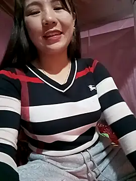 -Lanaa- online show from February 14, 2026, 10:10 pm