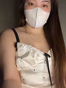 Snapshot of helo-kitty chatting on June 10, 2026, 12:50 pm helo-kitty online show from June 10, 2026, 12:50 pm