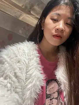 ninixinh online show from November 1, 2025, 2:51 am