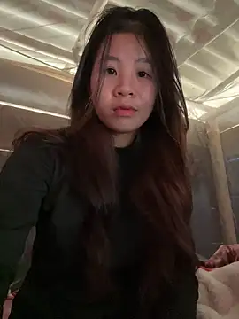 ninixinh online show from December 18, 2025, 6:18 am