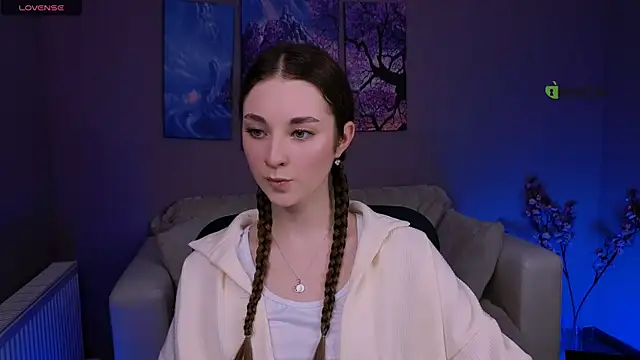 Snapshot of alisabliss chatting on January 7, 2026, 8:14 pm alisabliss online show from January 7, 2026, 8:14 pm