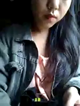 Snapshot of Quynhsumon chatting on November 1, 2025, 6:51 am Quynhsumon online show from November 1, 2025, 6:51 am