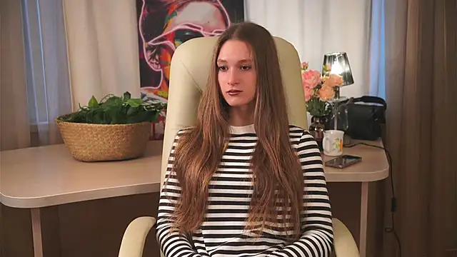 CharaDuff online show from October 24, 2025, 5:39 am