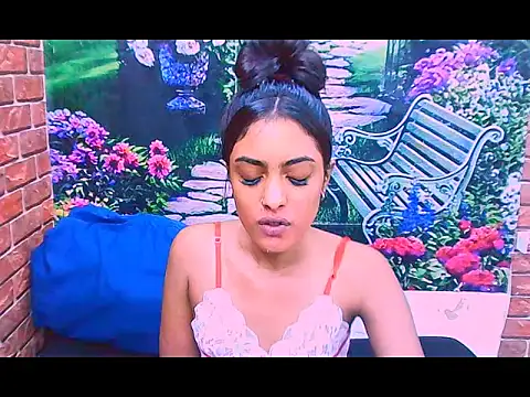 IndianPretty1 online show from December 14, 2025, 8:42 am