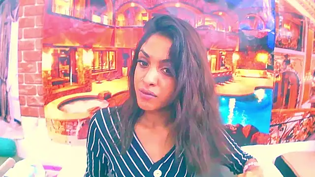 IndianPretty1 online show from November 22, 2025, 6:29 pm