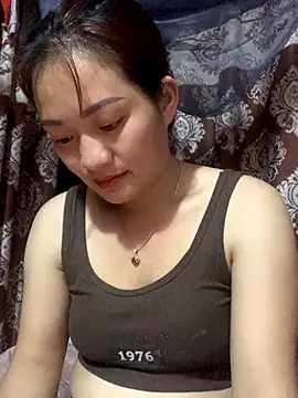 Snapshot of Lara-11 chatting on November 9, 2025, 2:59 am Lara-11 online show from November 9, 2025, 2:59 am