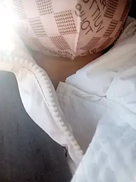 my-my2x online show from November 25, 2025, 1:28 am