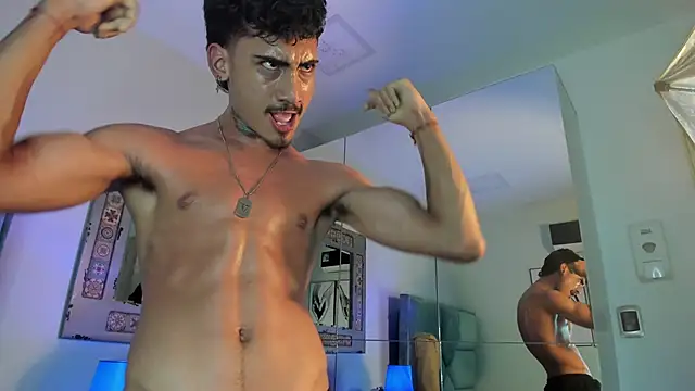 Snapshot of Mr_Strike chatting on November 28, 2025, 3:07 am Mr Strike online show from November 28, 2025, 3:07 am