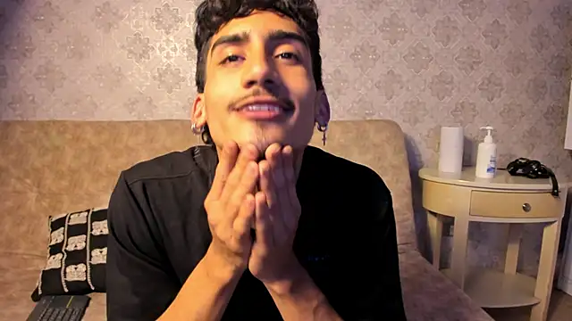 Snapshot of Mr_Strike chatting on November 13, 2025, 2:59 am Mr Strike online show from November 13, 2025, 2:59 am