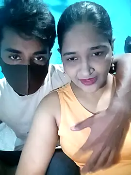 CoupleShow 432 online show from November 12, 2025, 11:47 am