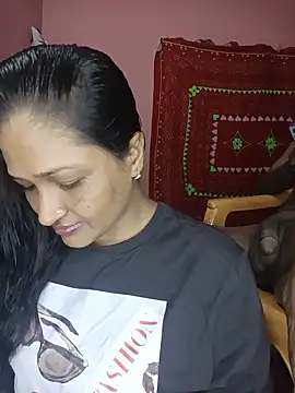 CoupleShow 432 online show from May 19, 2026, 5:20 pm