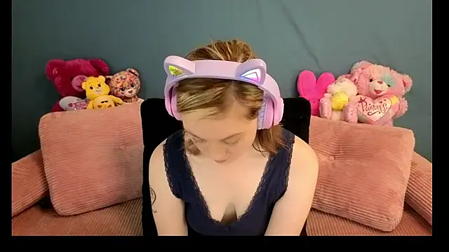 Snapshot of daddysprincess731 chatting on June 14, 2026, 2:24 am daddysprincess731 online show from June 14, 2026, 2:24 am