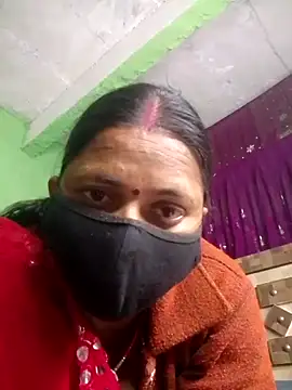 QRESABABY online show from December 4, 2025, 10:25 am