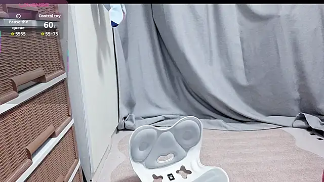 Snapshot of Cheese-666 chatting on December 21, 2025, 8:09 pm Cheese-666 online show from December 21, 2025, 8:09 pm