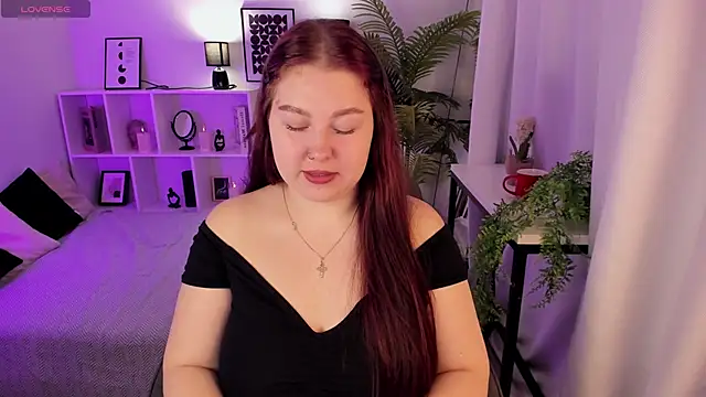 EffyBlush online show from November 1, 2025, 1:38 pm