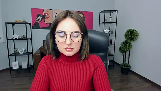 NoraSimons online show from February 13, 2026, 8:47 am