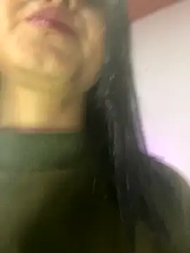 Snapshot of Evelinmiller97 chatting on October 30, 2025, 12:42 am Evelinmiller97 online show from October 30, 2025, 12:42 am