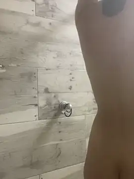 Snapshot of Evelinmiller97 chatting on November 5, 2025, 10:07 am Evelinmiller97 online show from November 5, 2025, 10:07 am