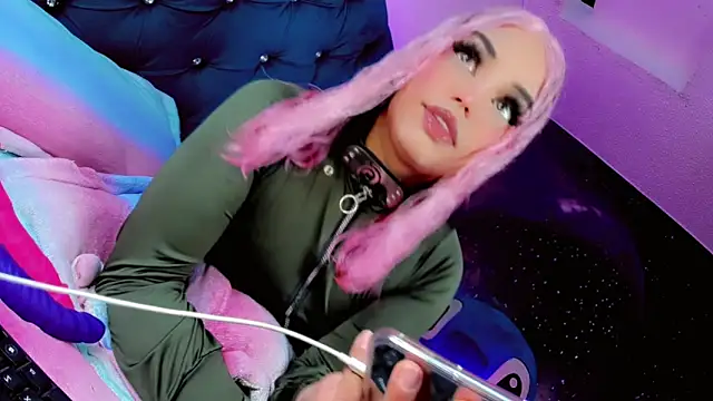 Alannys xHotx online show from March 24, 2026, 9:26 pm