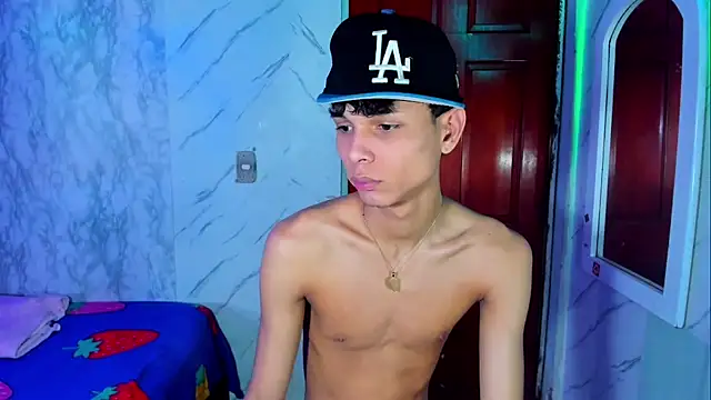 Snapshot of boyswantingplay chatting on February 20, 2026, 1:13 am boyswantingplay online show from February 20, 2026, 1:13 am