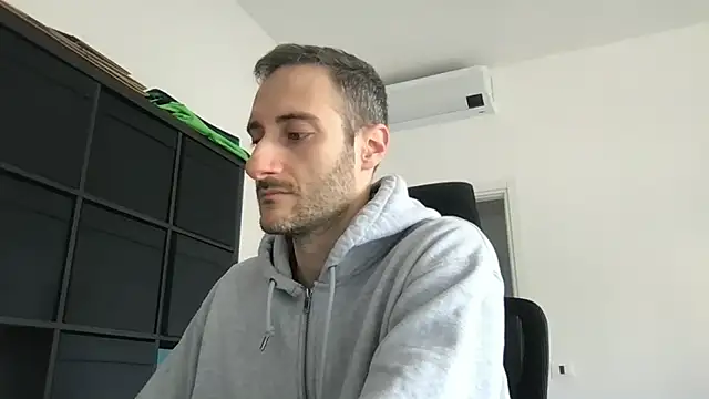 LukaShyGuy online show from February 24, 2026, 9:43 am