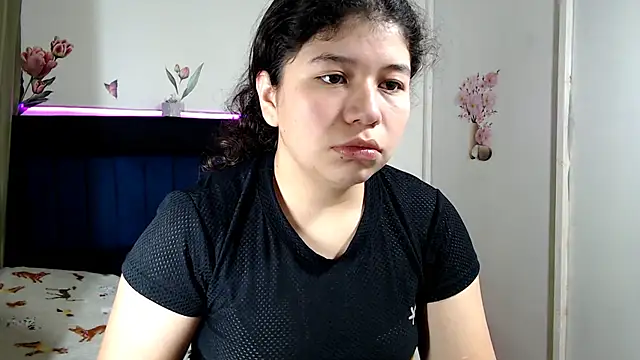 Snapshot of BRYXS1 chatting on December 3, 2025, 2:16 pm BRYXS1 online show from December 3, 2025, 2:16 pm