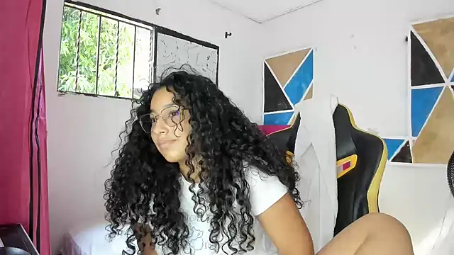 emily stars1 online show from March 5, 2026, 8:05 pm