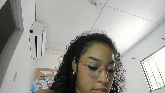 emily stars1 online show from March 14, 2026, 6:14 pm