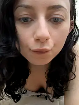 Snapshot of Meiii27 chatting on October 30, 2025, 7:33 pm Meiii27 online show from October 30, 2025, 7:33 pm