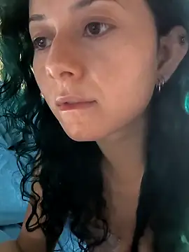 Meiii27 online show from April 14, 2026, 3:50 pm