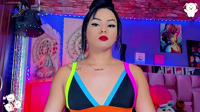 Zulema Zahirx online show from November 5, 2025, 12:03 am